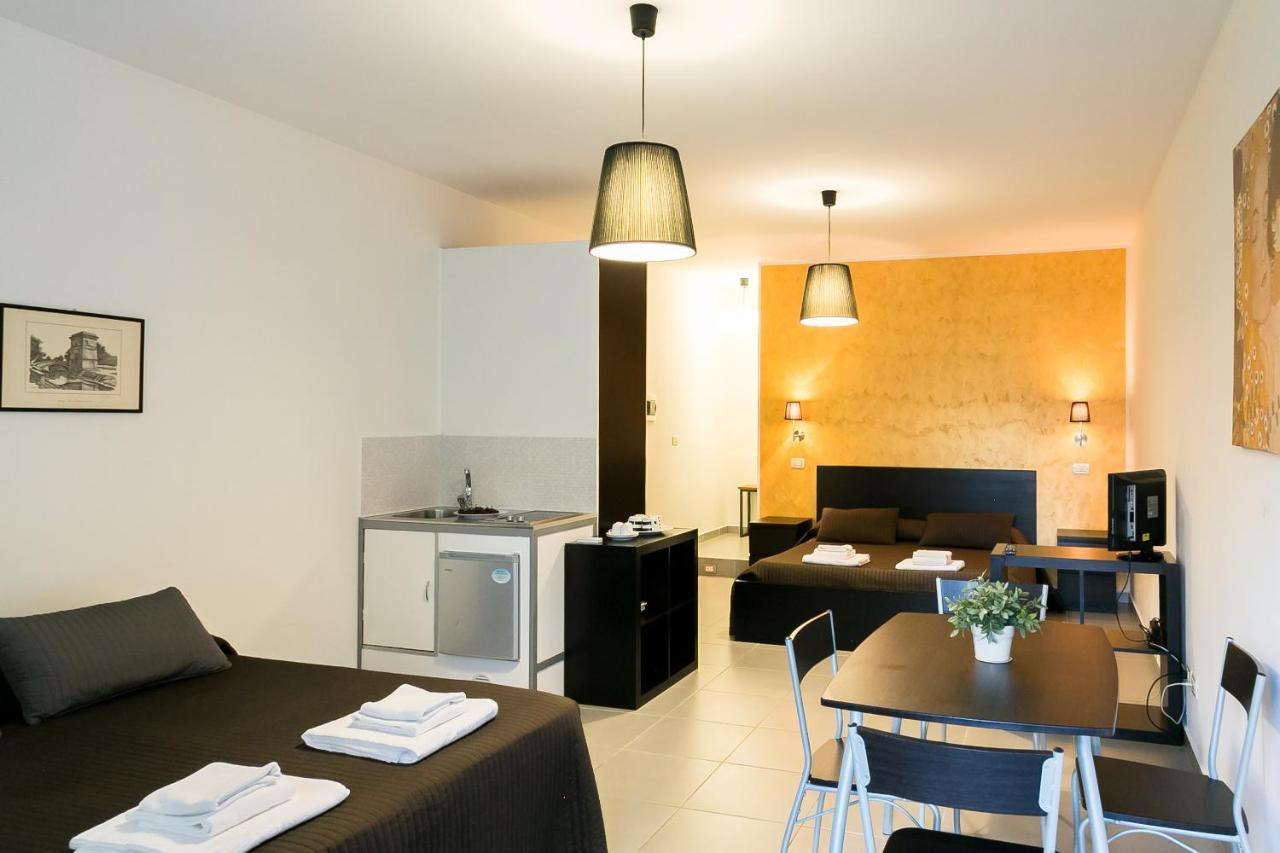 Belvedere Monte Leano Hostal Terracina Exterior foto