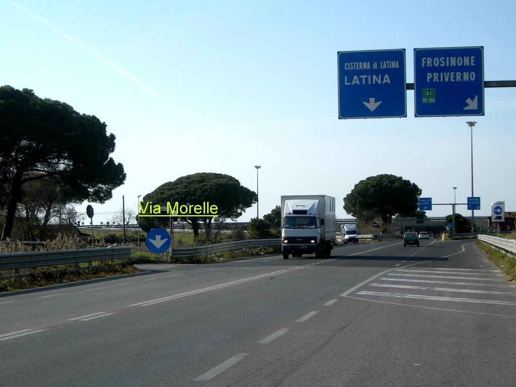 Belvedere Monte Leano Hostal Terracina Exterior foto