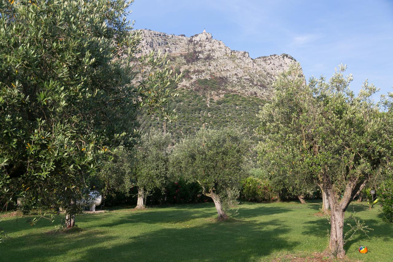 Belvedere Monte Leano Hostal Terracina Exterior foto