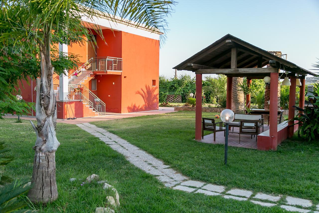 Belvedere Monte Leano Hostal Terracina Exterior foto