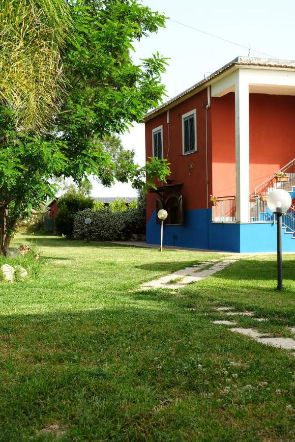 Belvedere Monte Leano Hostal Terracina Exterior foto